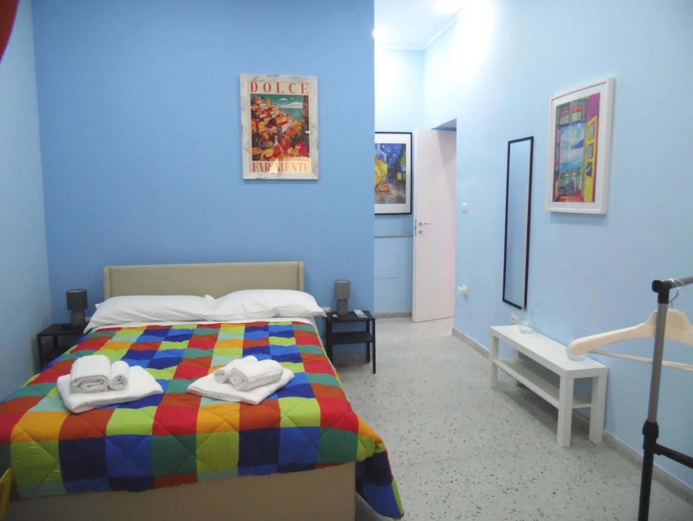 Mithra Centro Storico Apartment Naples